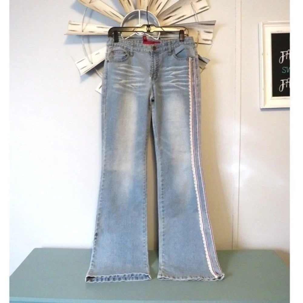 NWOT 123 ONS Women's Jeans Size 29 Light Wash Flare Leg Decorative‎ Trim